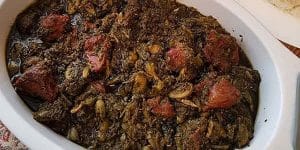طرز تهیه خورش چغاله بادام با مرغ